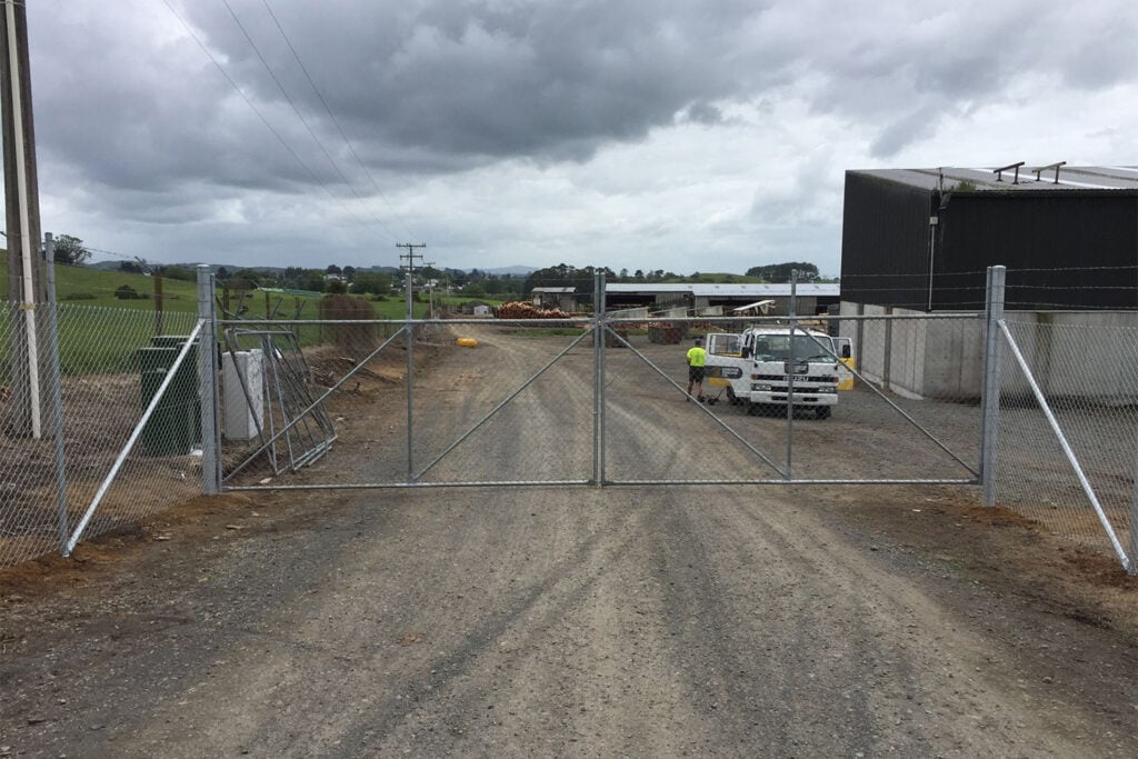 pipechainlinkswinggates Chaytor Co